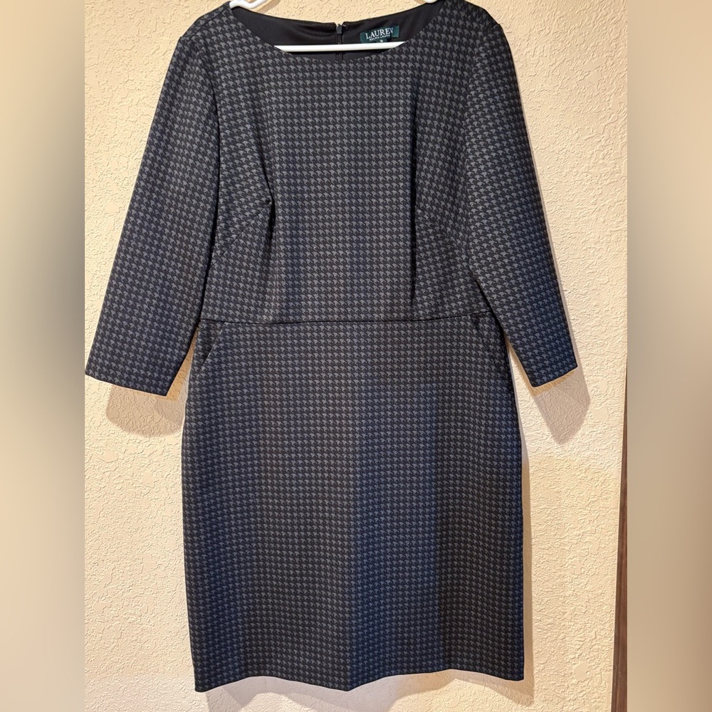 Elegant Blue Houndstooth Dress